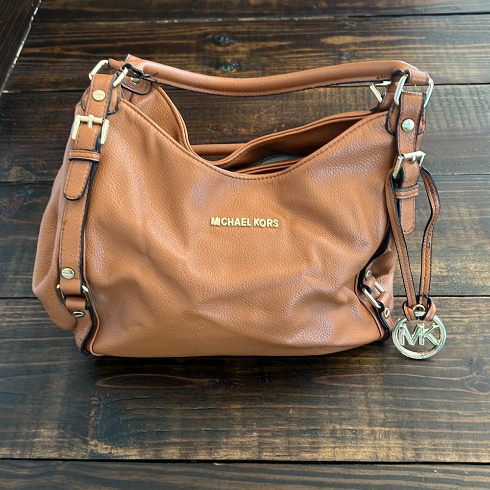 Micheal Kors shoulder bag